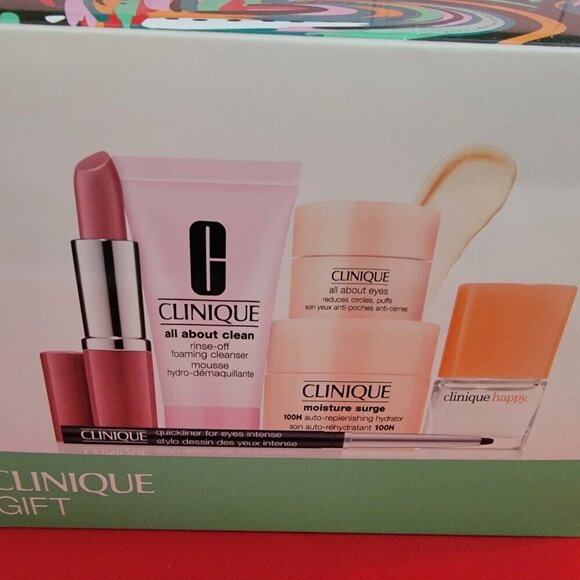 Clinique Makeup Skincare NEW & BOXED CLINIQUE Gift Set - Picture 9 of 9